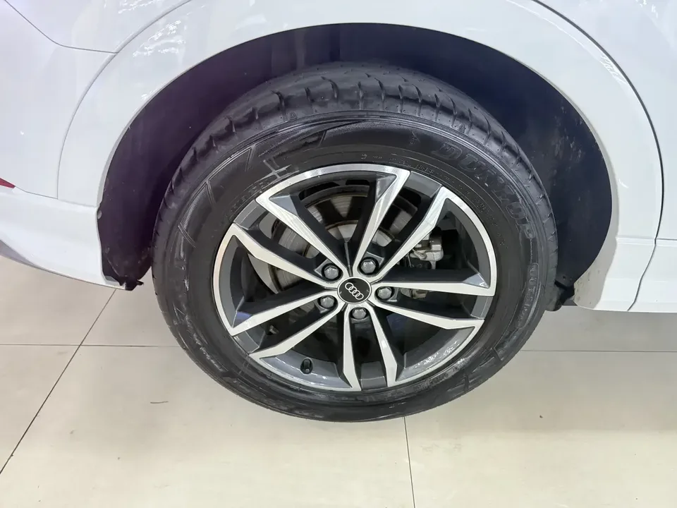 Audi Q3 Audi Q3 2022 35 TFSI Progressive Dynamic 2022 — миниатюра 2