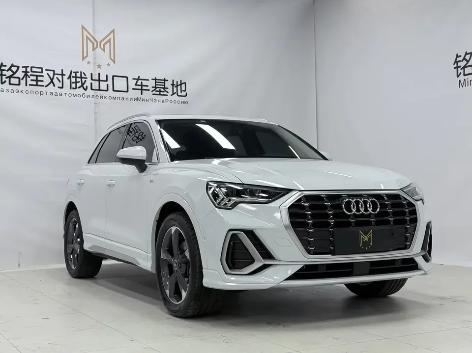 Audi Q3 Audi Q3 2022 35 TFSI Stylish Dynamic 2022 — thumbnail 3