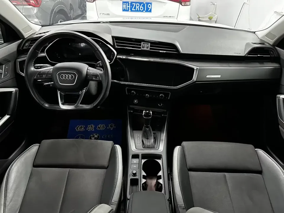 Audi Q3 Audi Q3 2022 35 TFSI Stylish Dynamic 2022 — thumbnail 4