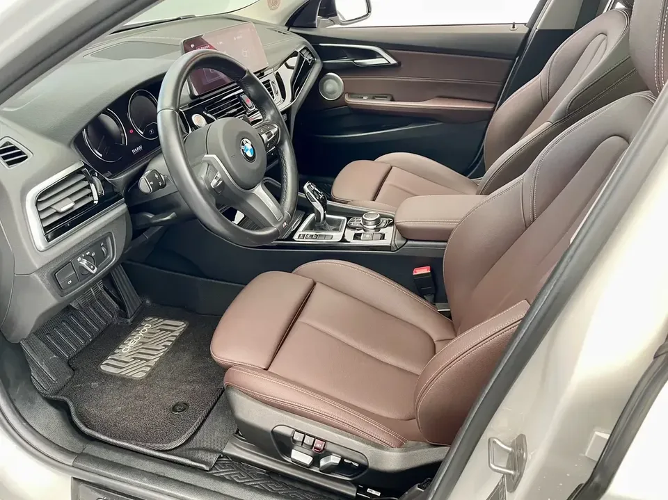 BMW 1 Series BMW 1 Series 2021 120i M Sport Night Edition 2022 — thumbnail 4