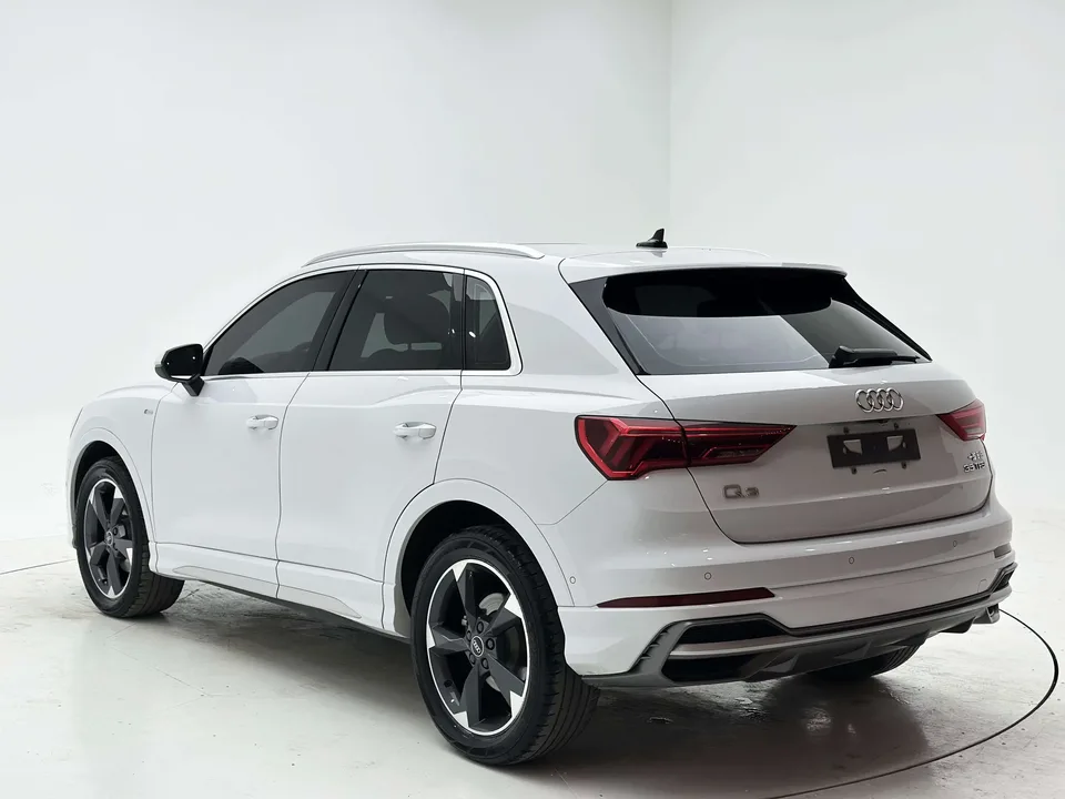 Audi Q3 Audi Q3 2022 35 TFSI Stylish Dynamic 2022 — thumbnail 2