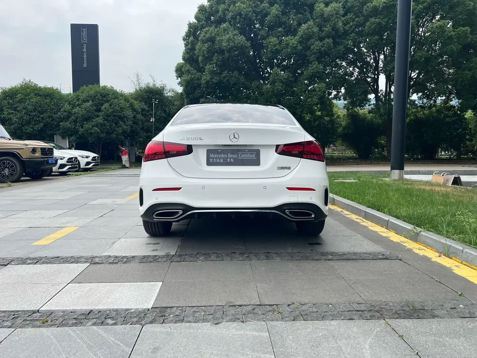 Mercedes-Benz Klasa A Mercedes Benz A Class 2023 A 200 L Sports Sedan Dynamic Edition 2023 — thumbnail 2