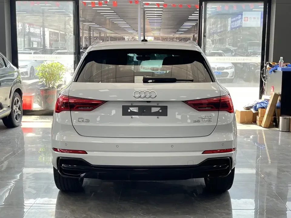 Audi Q3 Audi Q3 2022 35 TFSI Stylish Dynamic 2022 — миниатюра 2