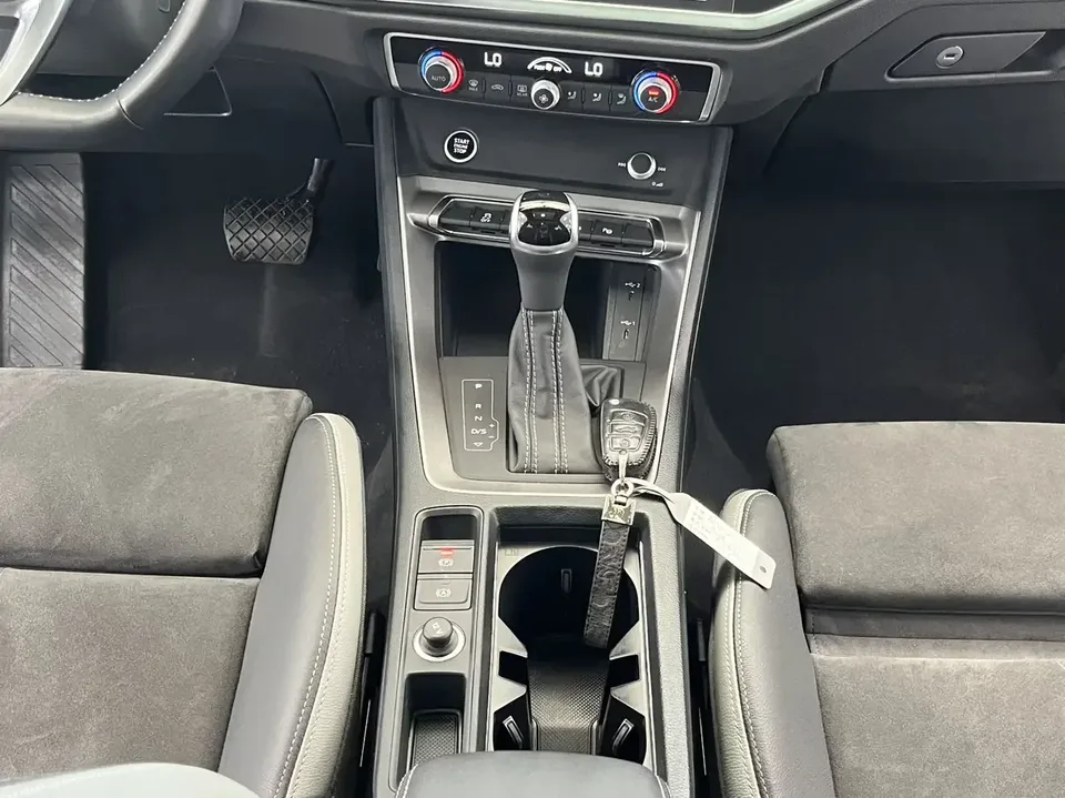 Audi Q3 Audi Q3 2022 35 TFSI Stylish Dynamic 2022 — миниатюра 3