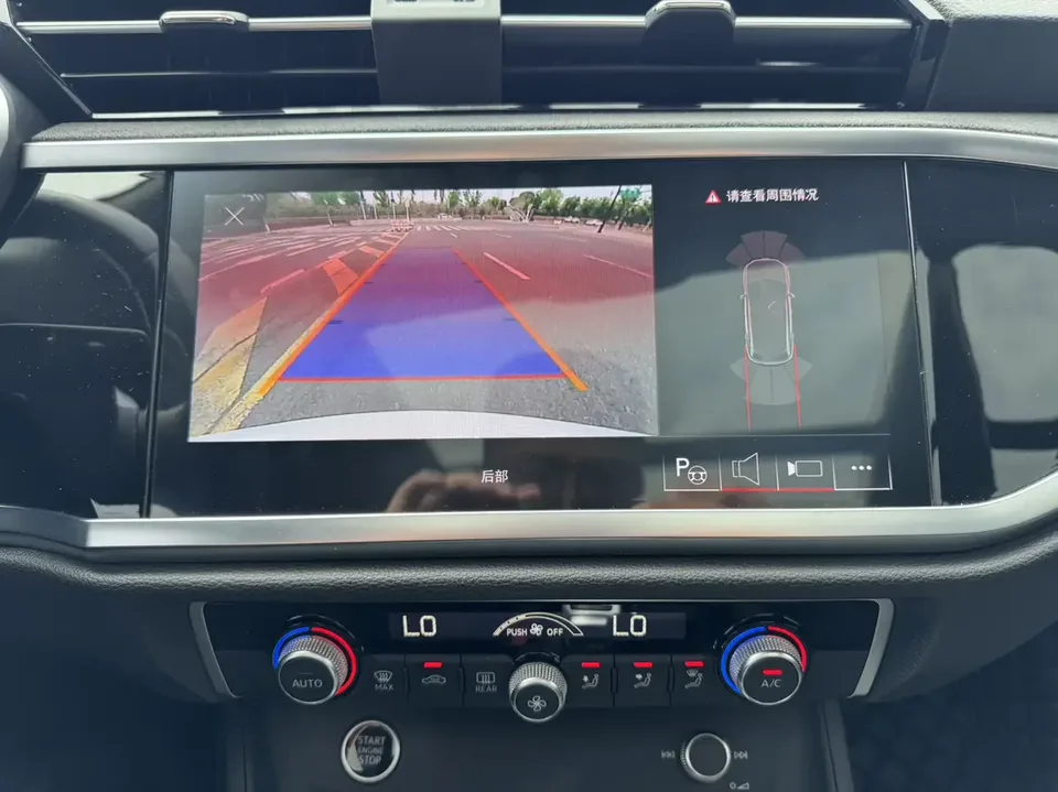 Audi Q3 Audi Q3 2022 35 TFSI Stylish Dynamic 2022 — thumbnail 4