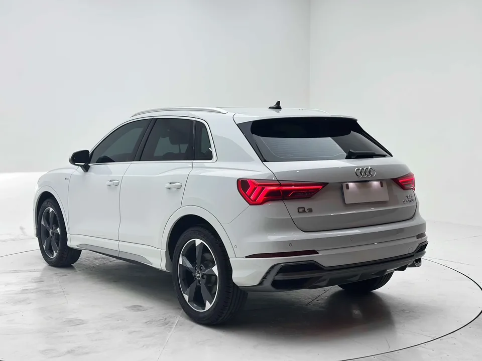 Audi Q3 Audi Q3 2022 35 TFSI Stylish Dynamic 2022 — thumbnail 2