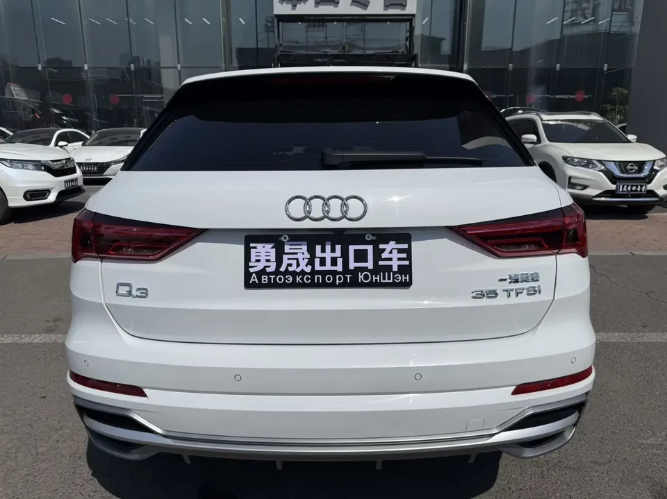 Audi Q3 Audi Q3 2022 35 TFSI Stylish Dynamic 2022 — thumbnail 2