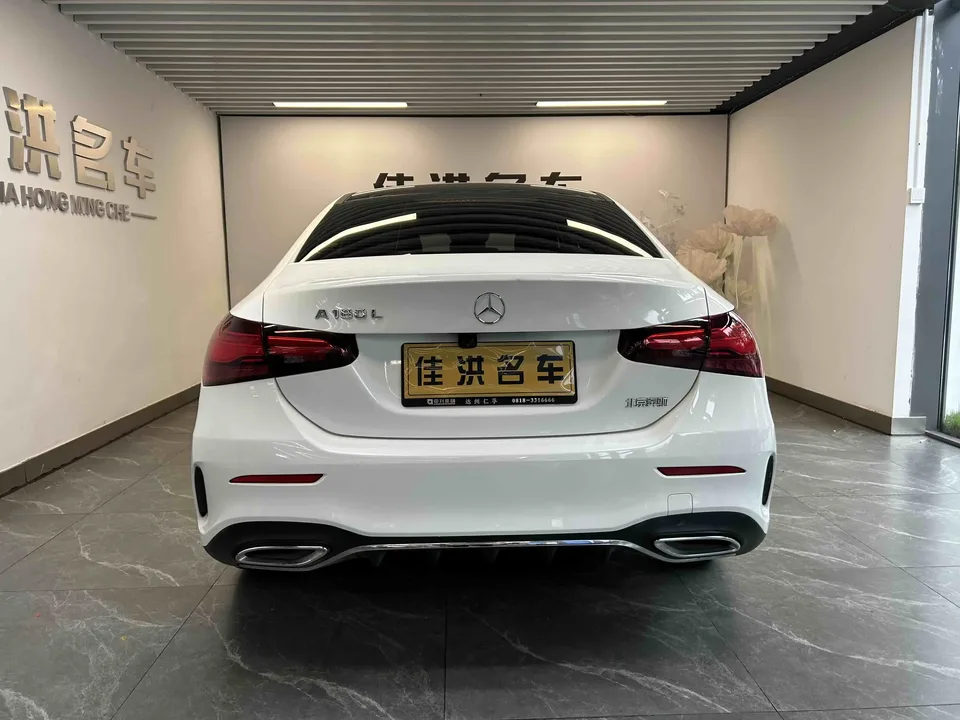 Mercedes-Benz Klasa A Mercedes Benz A Class 2024 Second facelift A 180 L 2024 — thumbnail 2