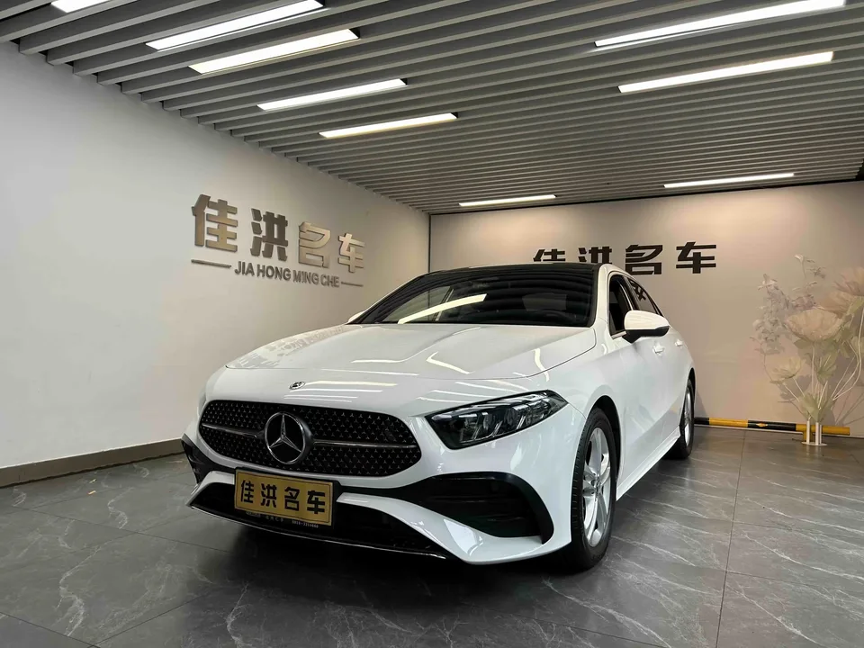 Mercedes-Benz Klasa A Mercedes Benz A Class 2024 Second facelift A 180 L 2024 — photo 1, buy with delivery to Moscow