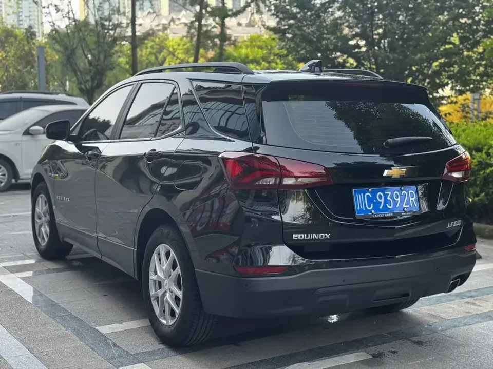 Chevrolet Equinox explorer 2023 1.5T Chijie Edition 2024 — thumbnail 4
