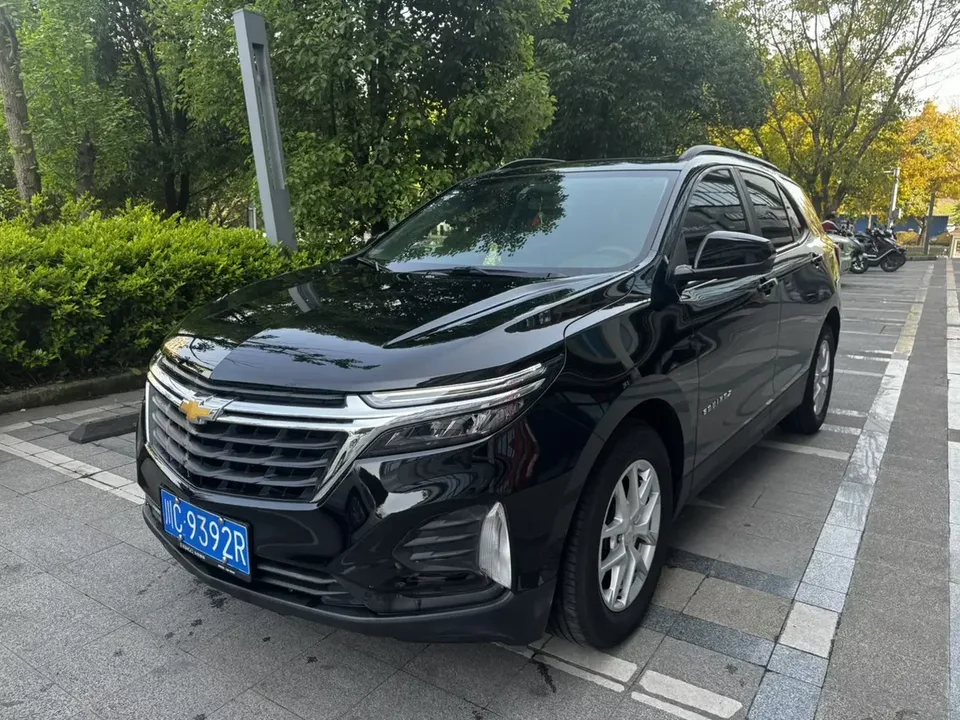Chevrolet Equinox explorer 2023 1.5T Chijie Edition 2024 — photo 1, buy with delivery to Moscow