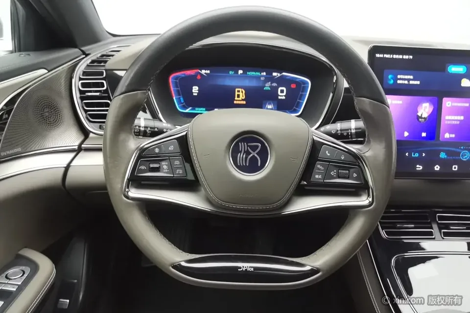 BYD Han DM Chinese DM 2022 DM-i 121KM Premium 2022 — thumbnail 4