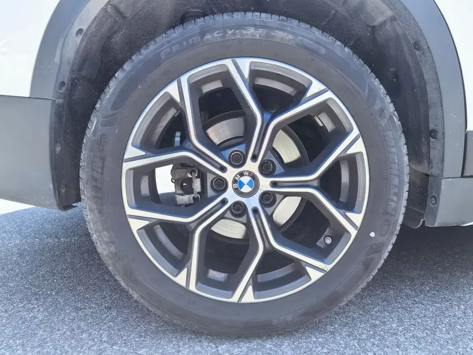 BMW X1 BMW X1 2021 sDrive20Li Premium 2022 — thumbnail 3