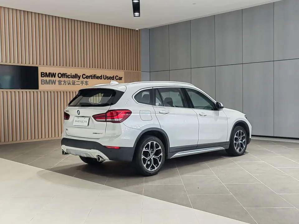 BMW X1 BMW X1 2022 sDrive20Li Fashion 2023 — thumbnail 5