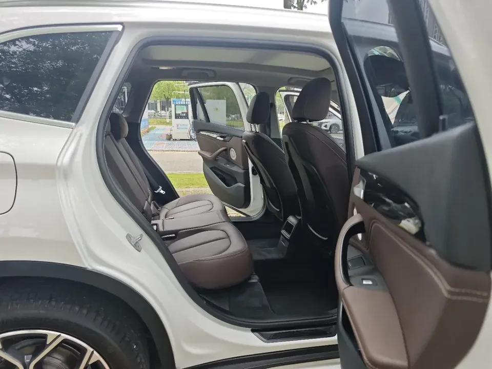 BMW X1 BMW X1 2022 sDrive20Li Fashion 2023 — thumbnail 4