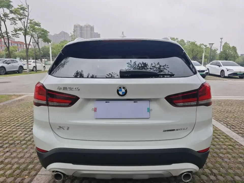 BMW X1 BMW X1 2022 sDrive20Li Fashion 2023 — thumbnail 5