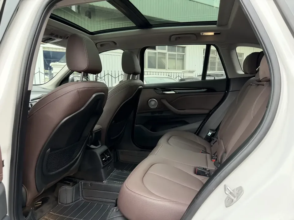 BMW X1 BMW X1 2022 sDrive20Li Fashion 2022 — thumbnail 3