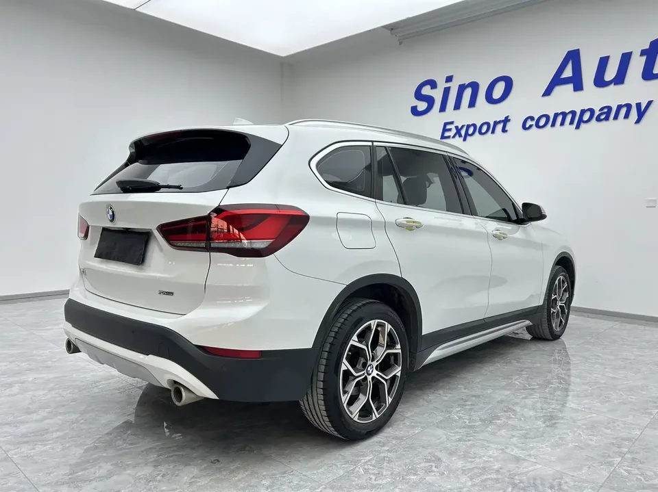 BMW X1 BMW X1 2021 sDrive20Li Premium 2022 — thumbnail 2