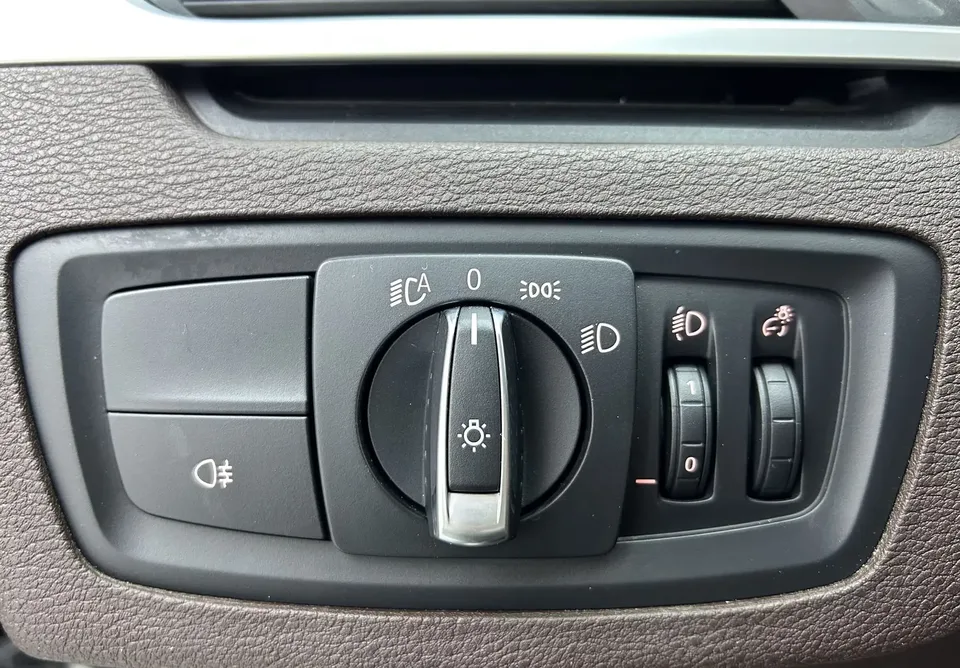 BMW X1 BMW X1 2021 sDrive20Li Premium 2022 — thumbnail 4