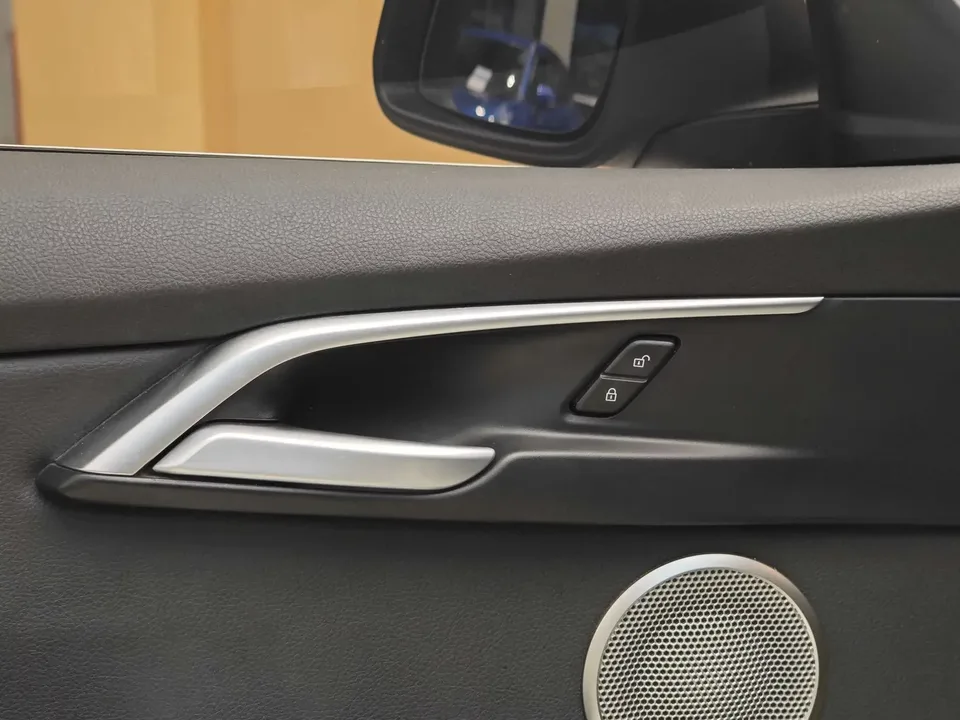 BMW 1 Series BMW 1 Series 2023 120i M Sport 2023 — thumbnail 4