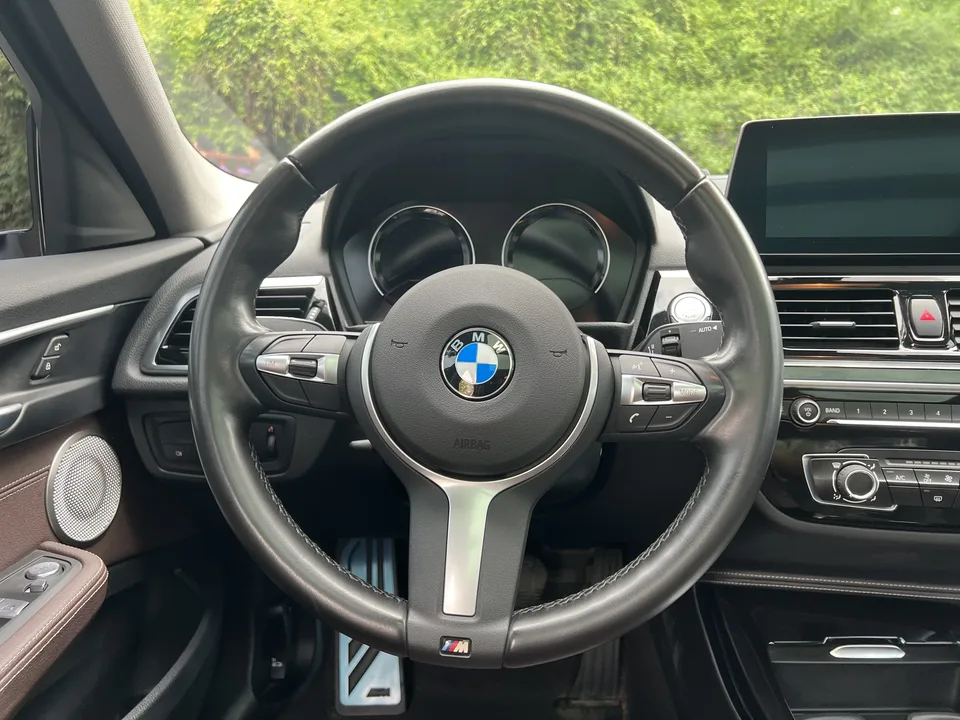 BMW 1 Series BMW 1 Series 2023 120i M Sport Night Edition 2022 — thumbnail 4