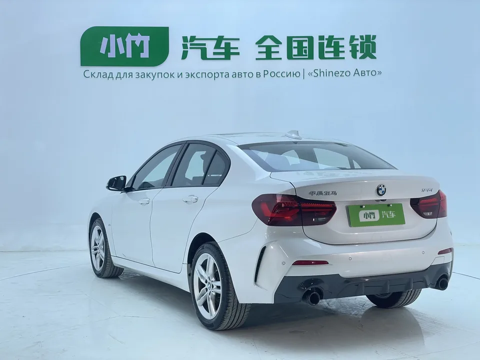 BMW 1 Series BMW 1 Series 2023 120i M Sport Night Edition 2023 — thumbnail 2