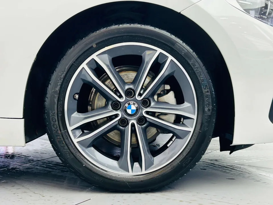 BMW 1 Series BMW 1 Series 2023 120i M Sport 2023 — thumbnail 3