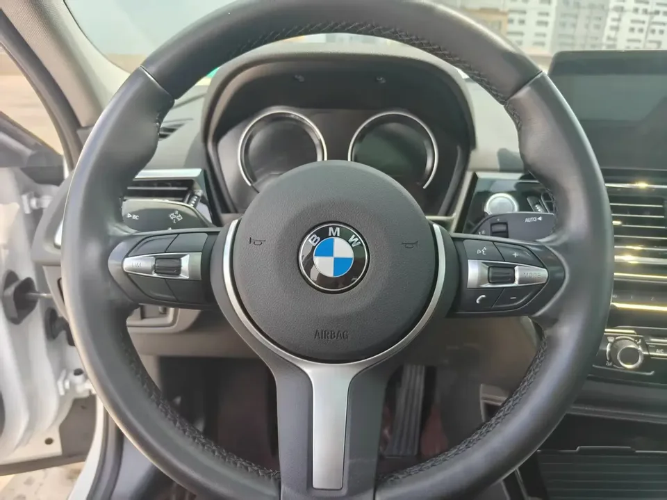 BMW 1 Series BMW 1 Series 2021 120i M Sport Night Edition 2022 — thumbnail 5