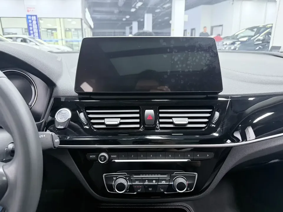 BMW 1 Series BMW 1 Series 2021 120i M Sport Night Edition 2022 — thumbnail 3