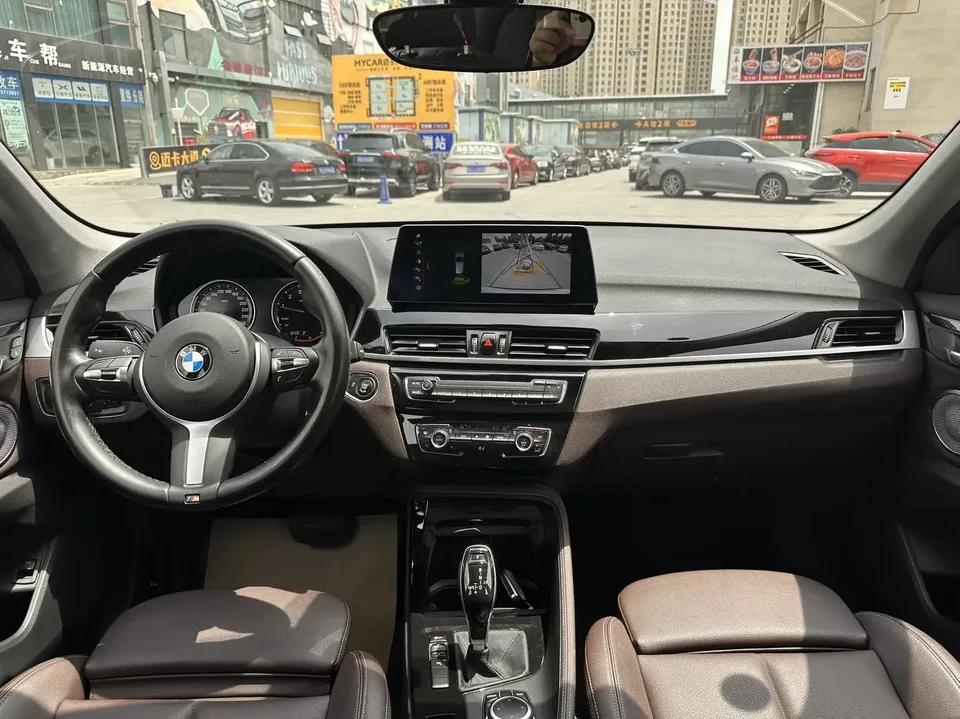 BMW X1 BMW X1 2022 sDrive20Li Fashion 2022 — thumbnail 3