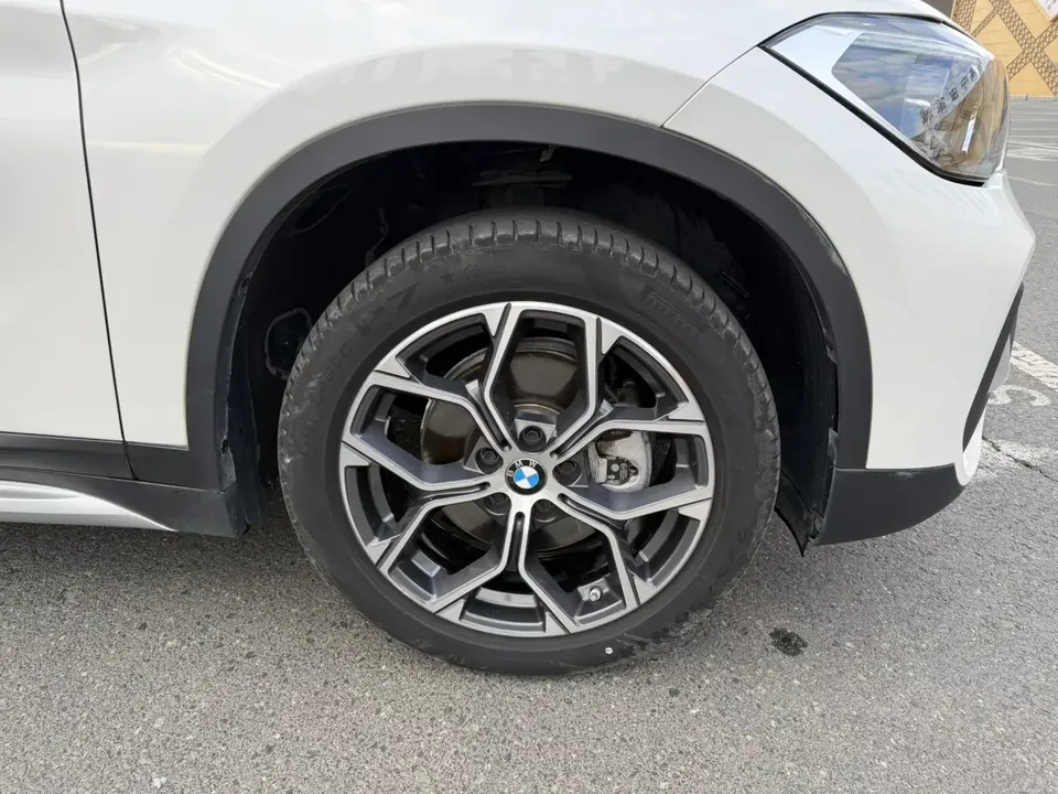 BMW X1 BMW X1 2022 sDrive20Li Fashion 2023 — thumbnail 3