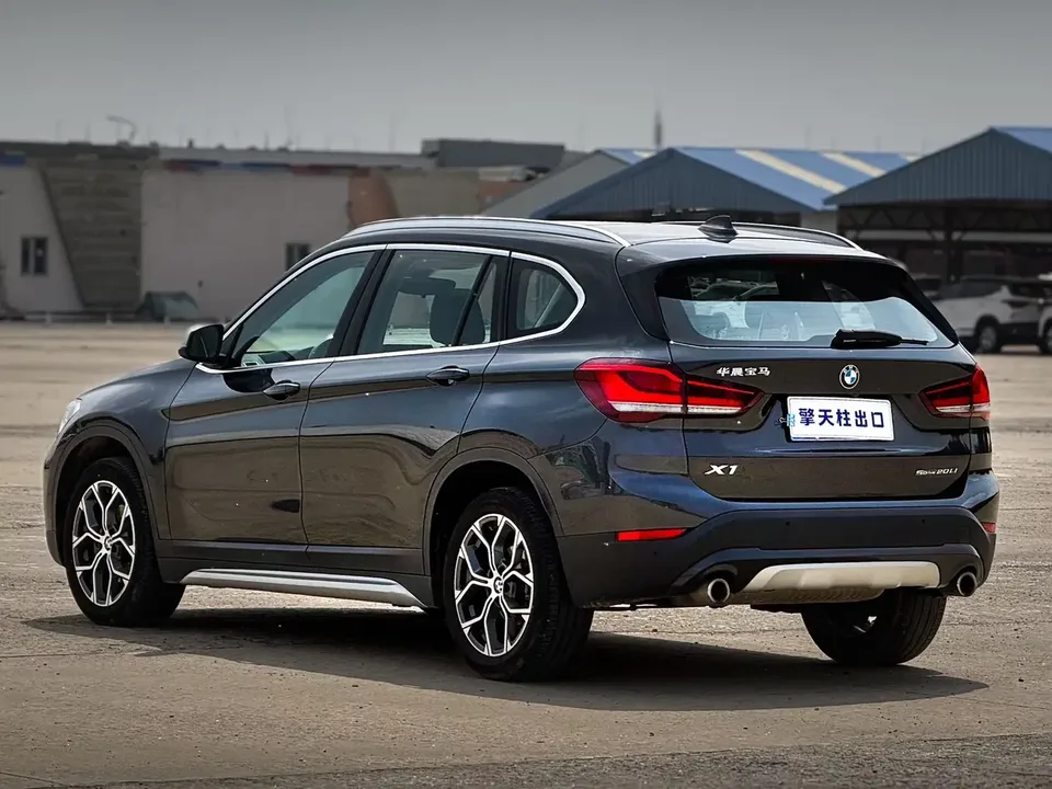 BMW X1 BMW X1 2022 sDrive20Li Premium 2022 — thumbnail 2