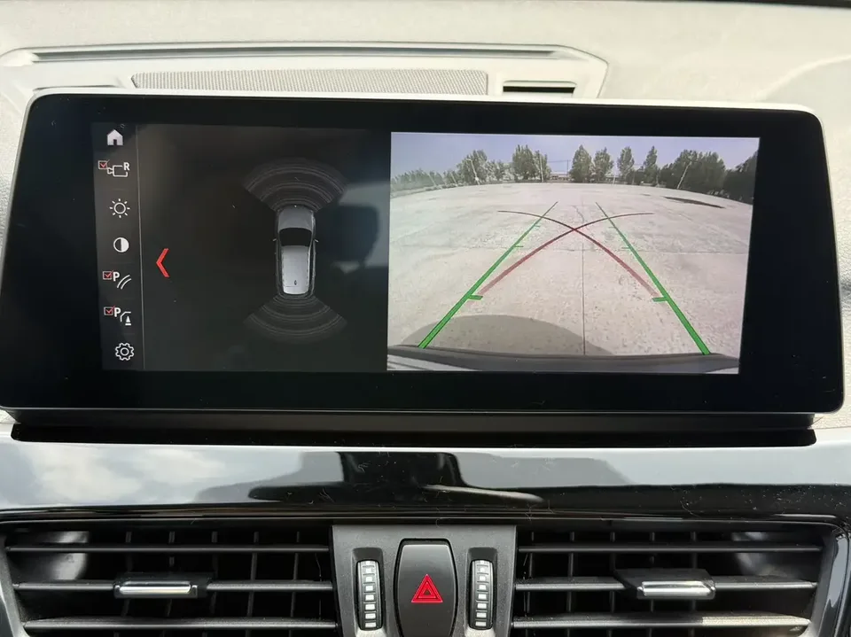 BMW X1 BMW X1 2022 sDrive20Li Premium 2022 — thumbnail 3