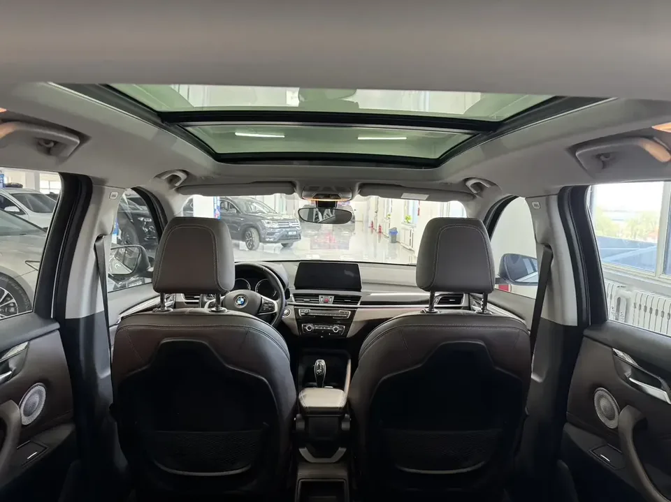 BMW X1 BMW X1 2022 sDrive20Li Premium 2022 — thumbnail 3