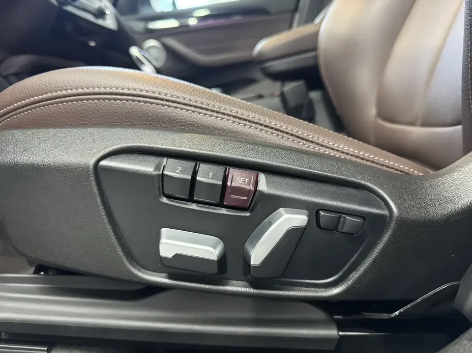 BMW X1 BMW X1 2022 sDrive20Li Premium 2022 — thumbnail 4