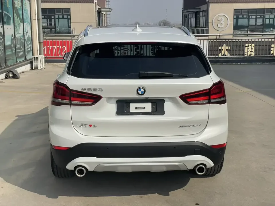 BMW X1 BMW X1 2022 sDrive20Li Fashion 2022 — thumbnail 2