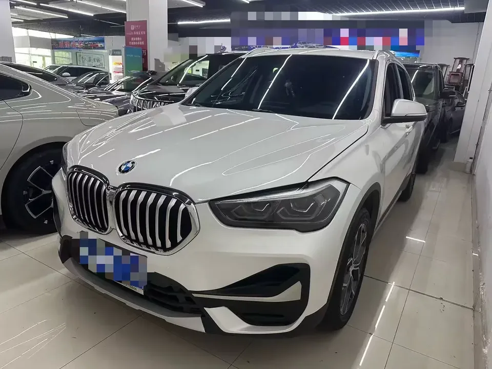 BMW X1 BMW X1 2022 sDrive20Li Fashion 2022 — photo 1, buy with delivery to Moscow