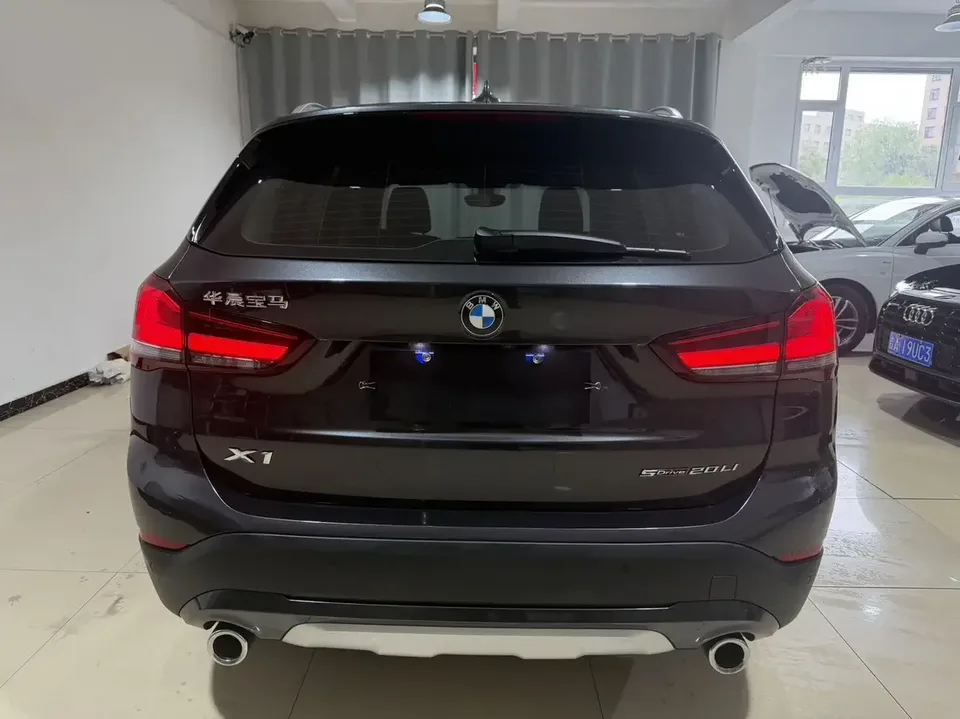 BMW X1 BMW X1 2022 sDrive20Li Fashion 2023 — thumbnail 2