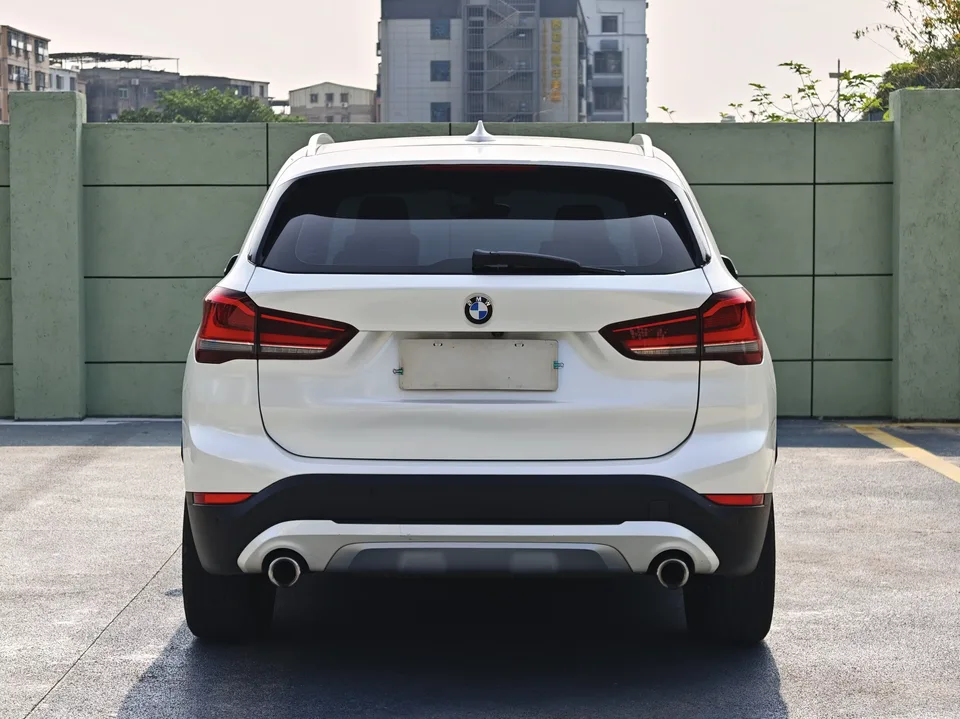 BMW X1 BMW X1 2022 sDrive20Li Fashion 2022 — thumbnail 2