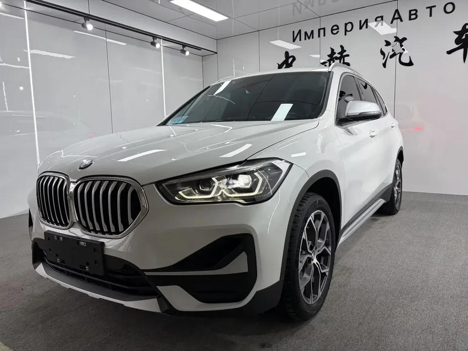 BMW X1 BMW X1 2022 sDrive20Li Fashion 2023 — photo 1, buy with delivery to Moscow