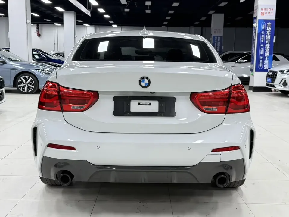 BMW 1 Series BMW 1 Series 2021 120i M Sport Night Edition 2022 — thumbnail 2