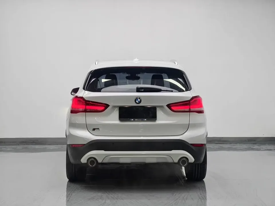 BMW X1 BMW X1 2022 sDrive20Li Fashion 2022 — миниатюра 2