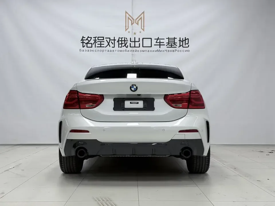 BMW 1 Series BMW 1 Series 2021 120i M Sport Night Edition 2022 — thumbnail 2