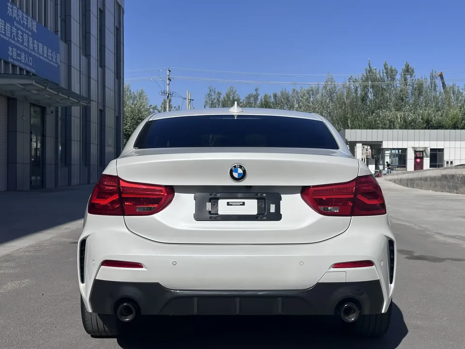 BMW 1 Series BMW 1 Series 2021 120i M Sport Night Edition 2023 — thumbnail 2