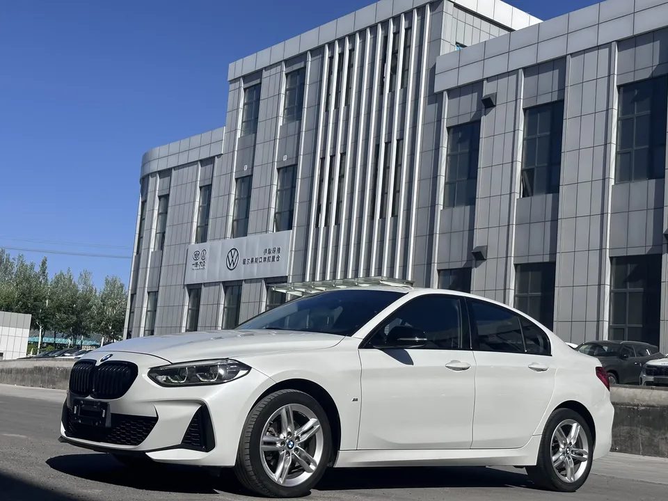 BMW 1 Series BMW 1 Series 2021 120i M Sport Night Edition 2023 — photo 1, buy with delivery to Moscow
