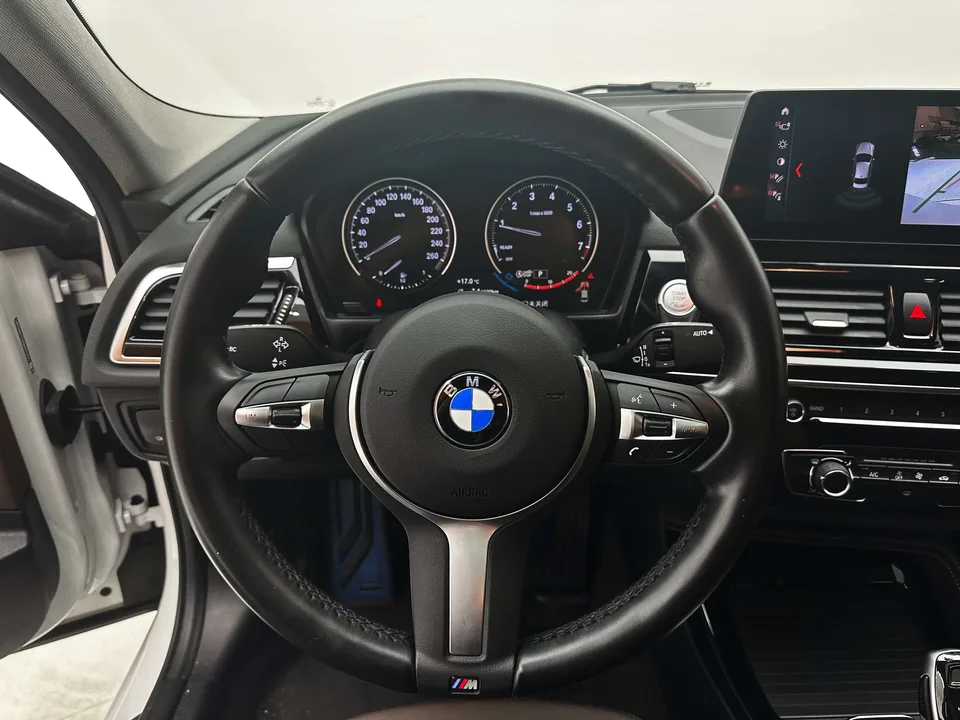 BMW 1 Series BMW 1 Series 2021 120i M Sport Night Edition 2022 — миниатюра 5