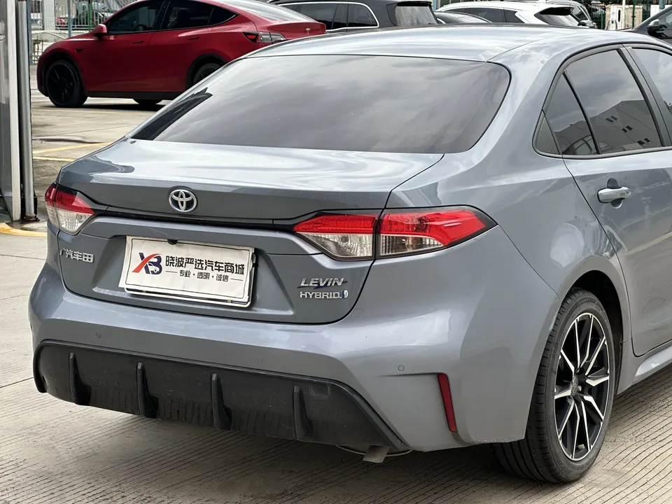 Toyota Levin Lei Ling 2023 Hybrid 1.8L Sports Edition 2023 — thumbnail 3