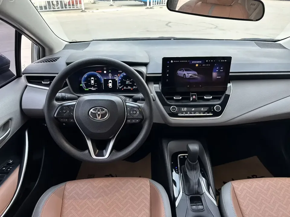 Toyota Levin Lei Ling 2023 Hybrid 1.8L Sports Edition 2023 — thumbnail 5