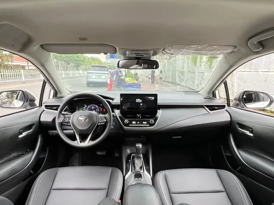 Toyota Levin Lei Ling 2023 Hybrid 1.8L Sports Edition 2023 — thumbnail 3