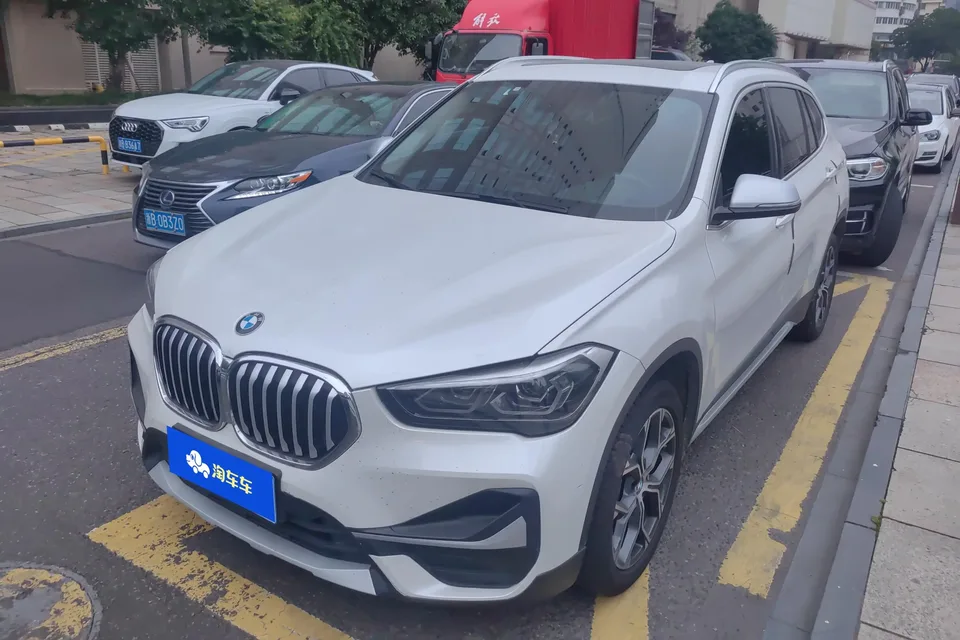 BMW X1 BMW X1 2021 sDrive20Li Fashion 2022 — photo 1, buy with delivery to Moscow